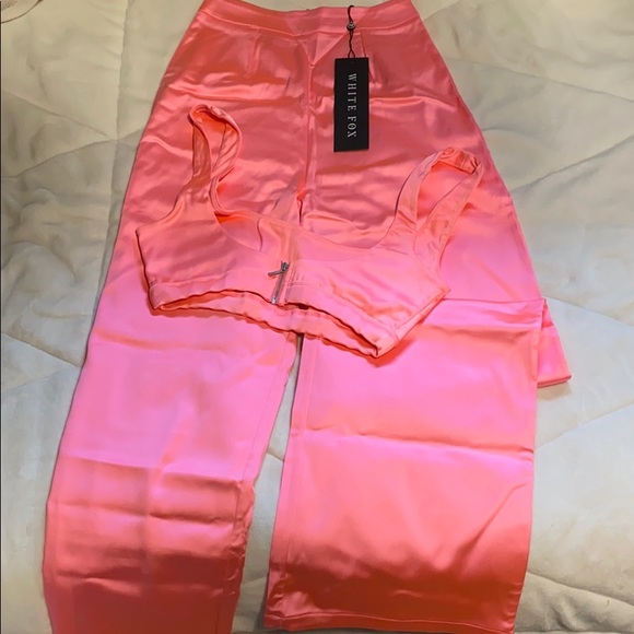 Whitefox Set - Picture 3 of 3